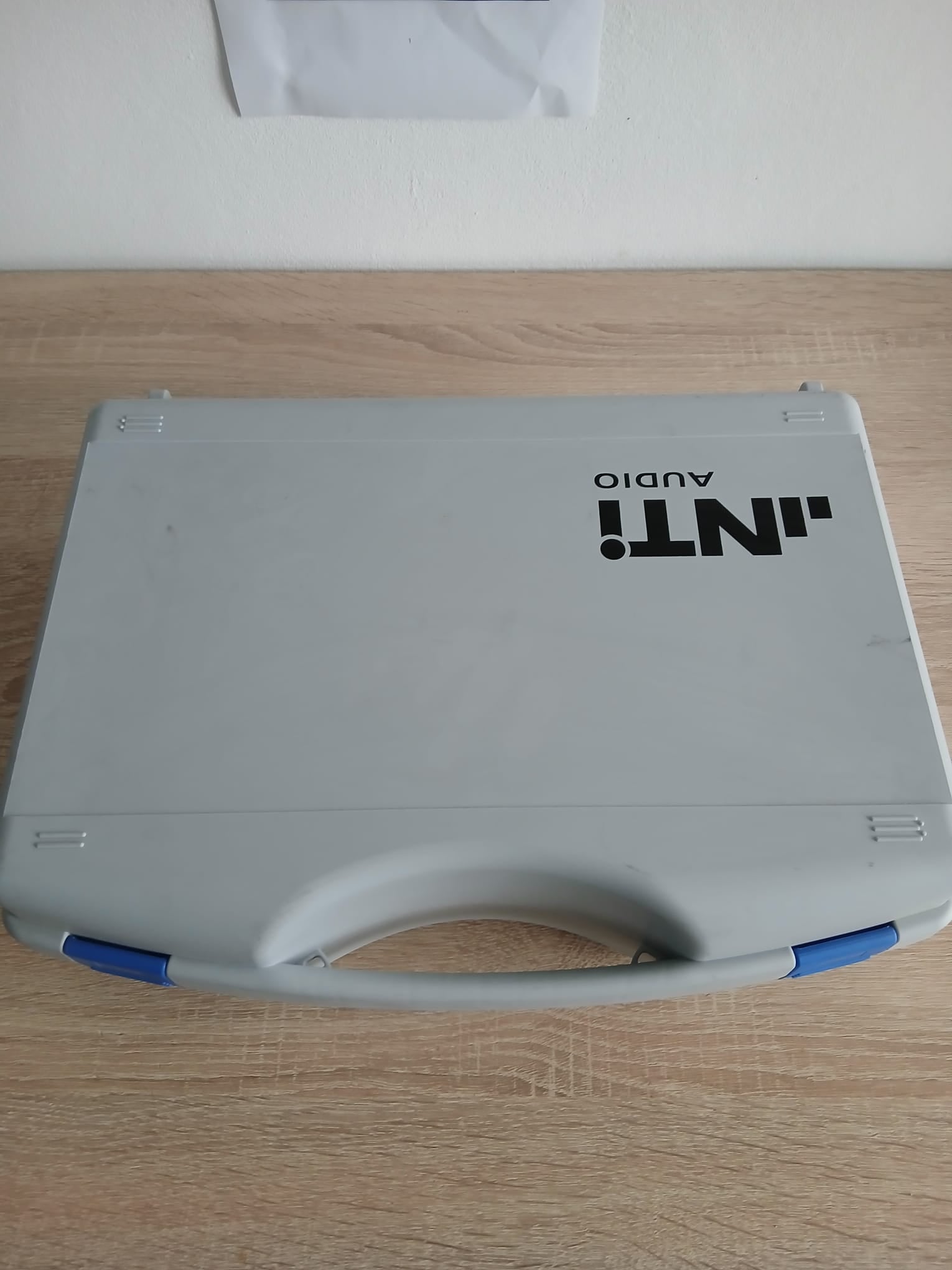 NTi Audio Digirator DR2 Digital audio measuring instrumen
