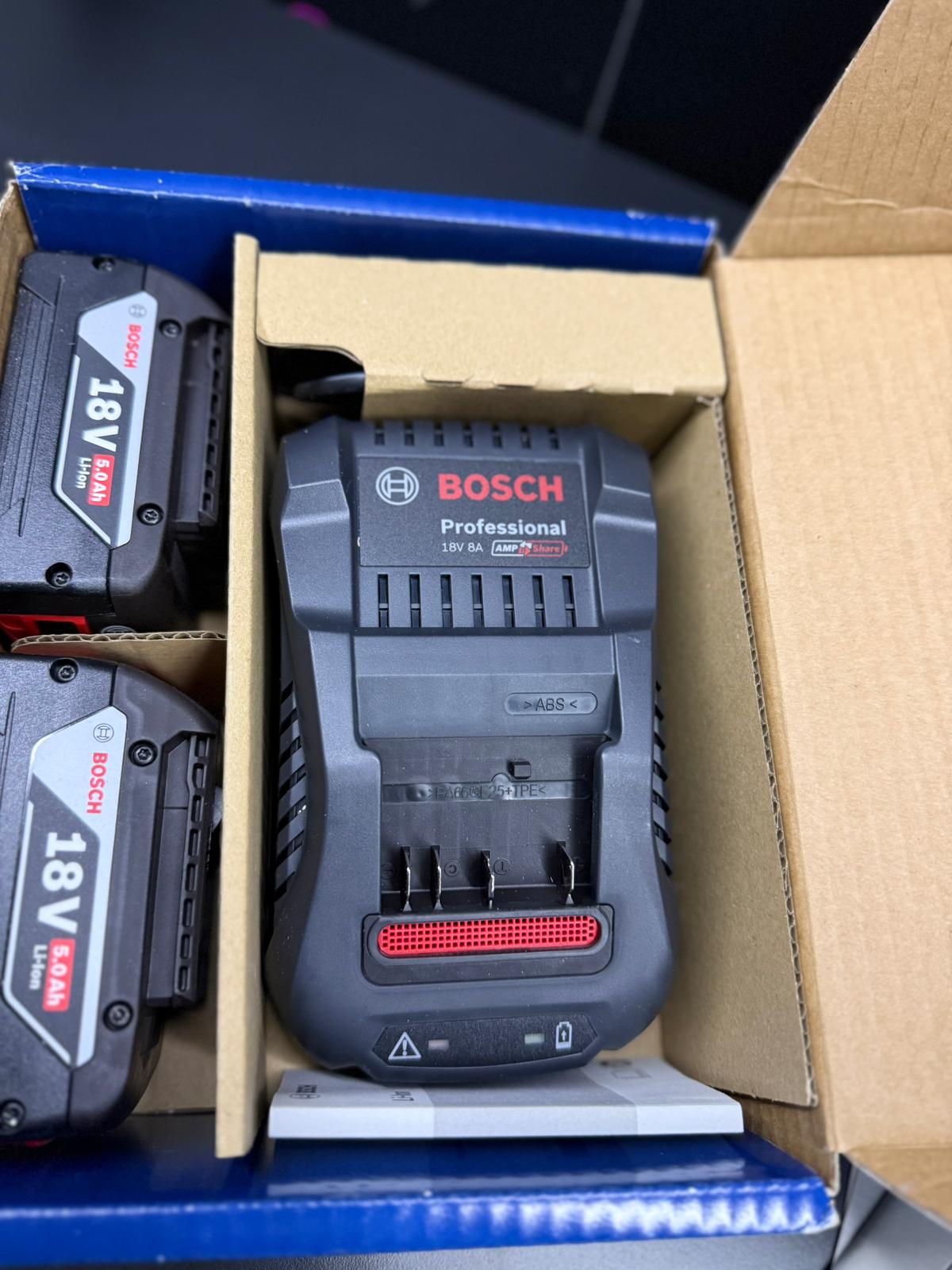 Acumulator Bosch GBA - Li-Ion, 12V 3 Ah, Sigilat