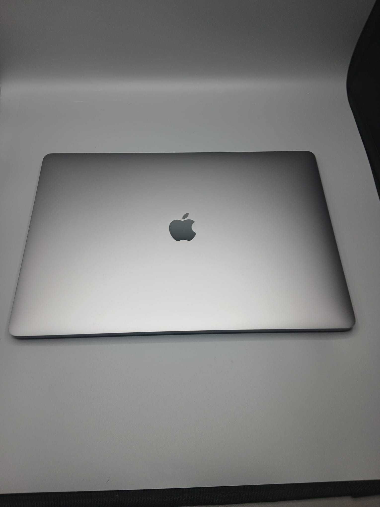 Apple MacBook Pro Late 2017 15" A1707 - imagine 3