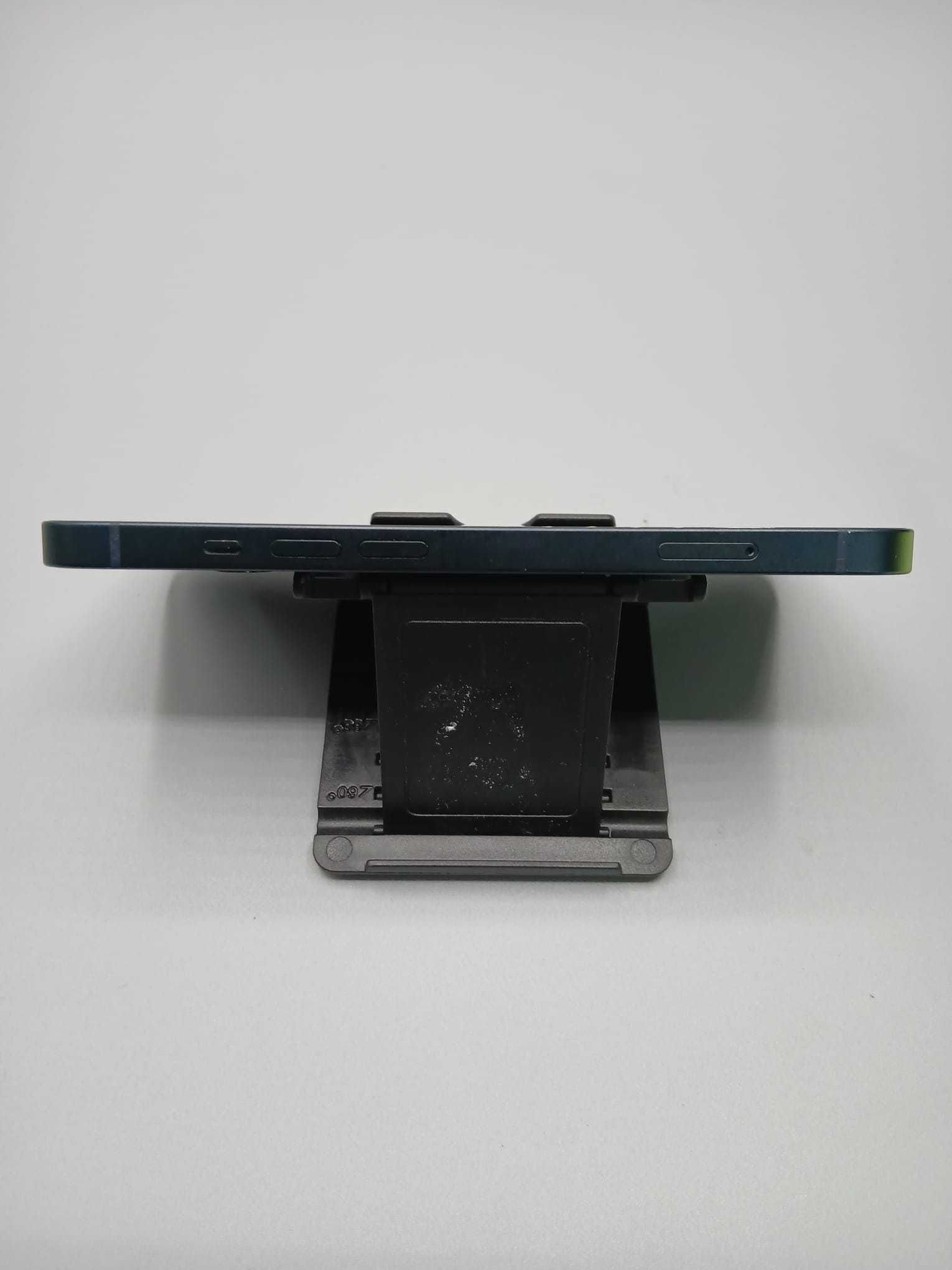 Apple iPhone 13 Midnight - imagine 3